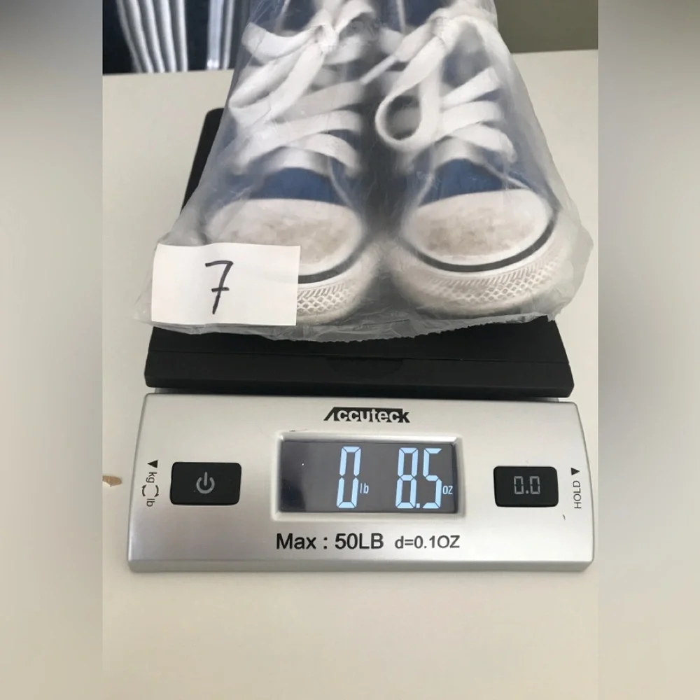 Converse All-Star Chuck Taylor High-Tops Blue Size: US Toddler 8.0 EUR 24 CM 15
